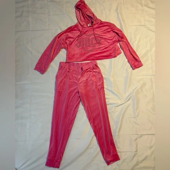 Pink Velour Juicy Couture Hoodie and Jogger Set - Picture 1 of 11